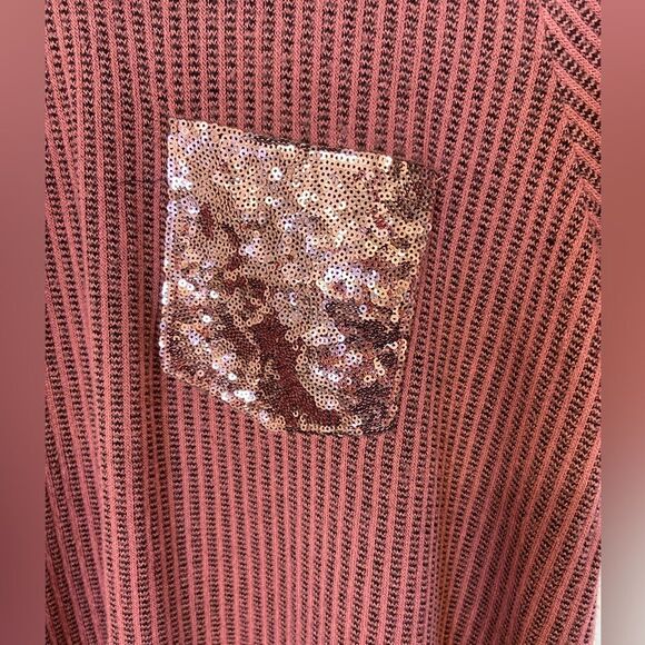 Boutique brand Pink and Black Long Sleeve Top with Sequin Pocket. Size 2X. - Picture 7 of 7